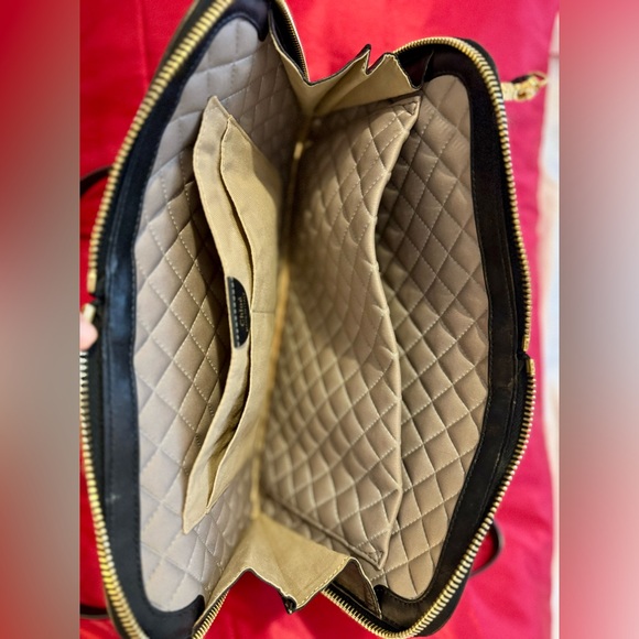 Black Lucy Leather Shoulder Bag - Picture 6 of 10